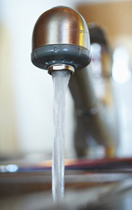 running sink faucet